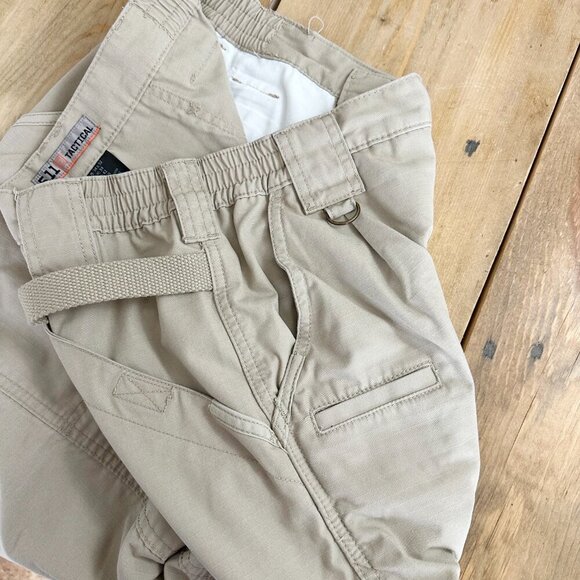 Men's 5.11 Tactical Tan Khaki Pants Rip Stop Straight Fit 36x32 - Picture 4 of 13